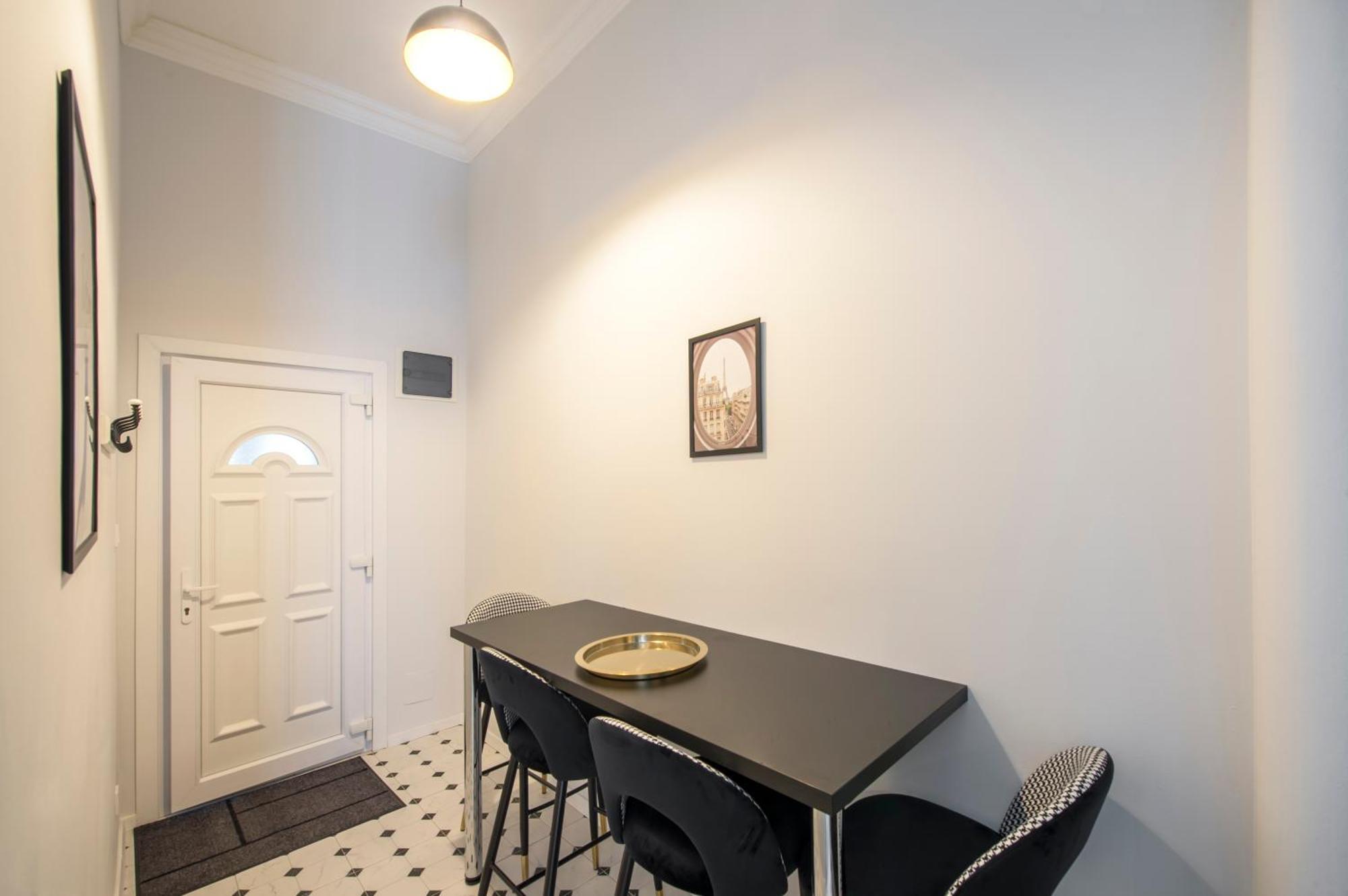 Central Exclusive Apartments Budapest Exteriör bild
